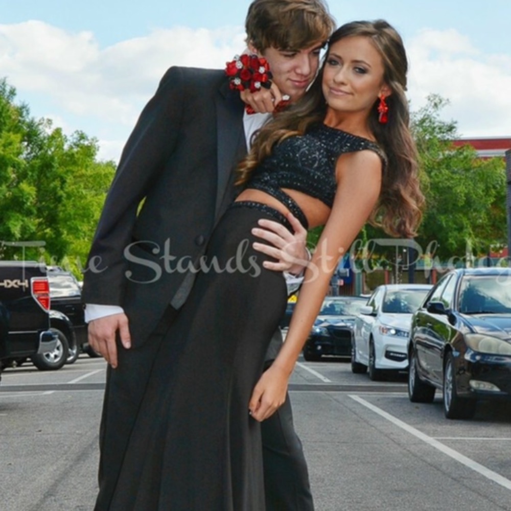 Sherri hill size 2 dress - Picture 1 of 3